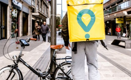 Glovo: dove arriva lo sfruttamento nella filiera del cibo? Fino alle nostre case
