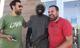 Mbaye, dal rogo nel ghetto alla prima busta paga: storia di un riscatto possibile